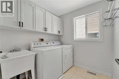 35 Dubrick Crescent Kitchener ON N2E 4A7