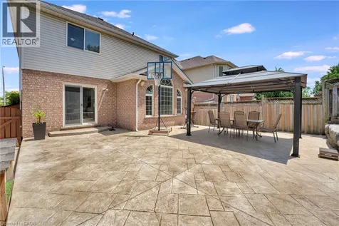 35 Dubrick Crescent Kitchener ON N2E 4A7