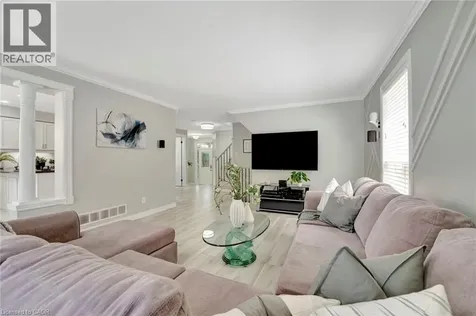 35 Dubrick Crescent Kitchener ON N2E 4A7
