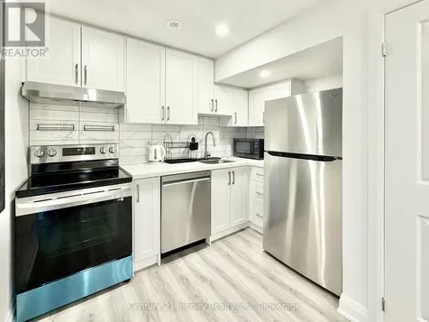 36 Elkington Crescent Whitby ON L1P 0L7