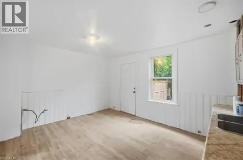 25 Albemarle Street Hamilton ON L8L 7G5