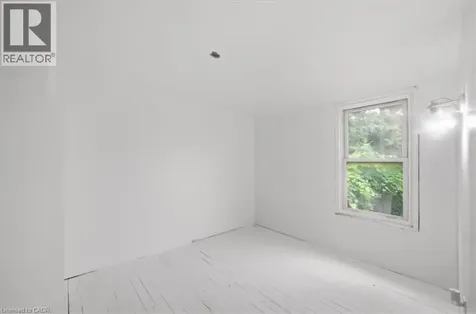 25 Albemarle Street Hamilton ON L8L 7G5