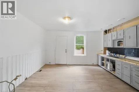 25 Albemarle Street Hamilton ON L8L 7G5