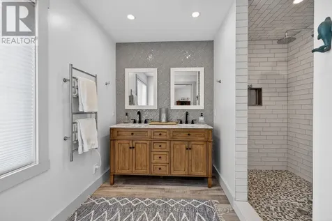 29 St Clair Street Collingwood ON L9Y 5N5