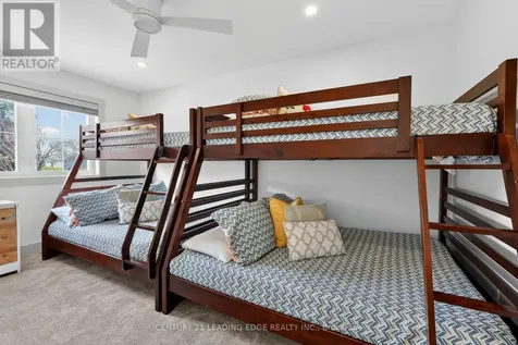 29 St Clair Street Collingwood ON L9Y 5N5