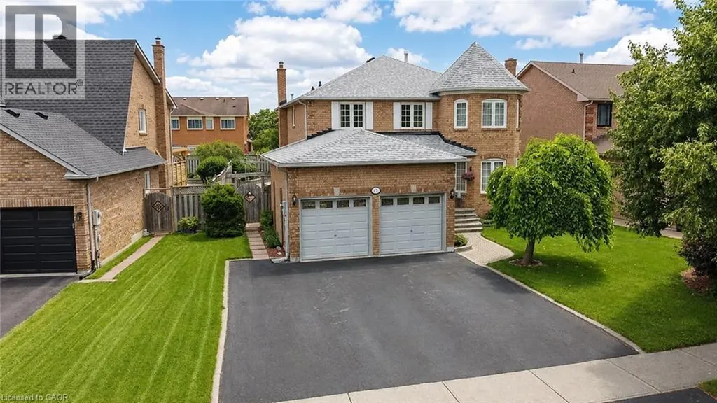 17 Eaton Street Georgetown ON L7G 5L4