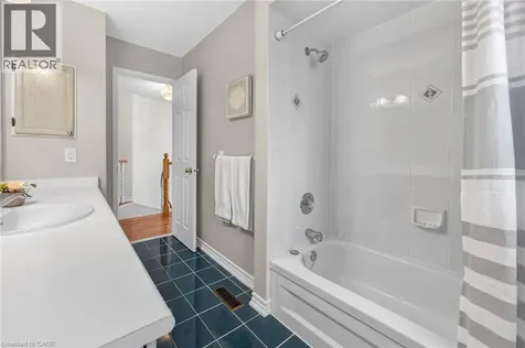 17 Eaton Street Georgetown ON L7G 5L4