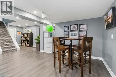 3346 Stocksbridge Avenue Oakville ON L6M 0B5