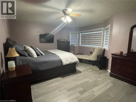 30 Hollybush Street Brampton ON L6R 1A5
