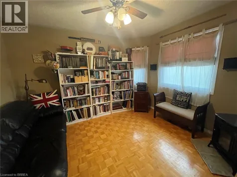 30 Hollybush Street Brampton ON L6R 1A5