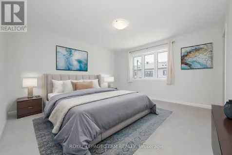 719 Doneraile Walk Ottawa ON K2J 7B9