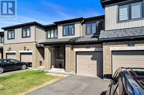 719 Doneraile Walk Ottawa ON K2J 7B9