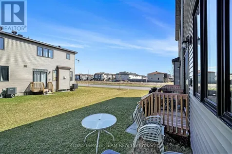 719 Doneraile Walk Ottawa ON K2J 7B9