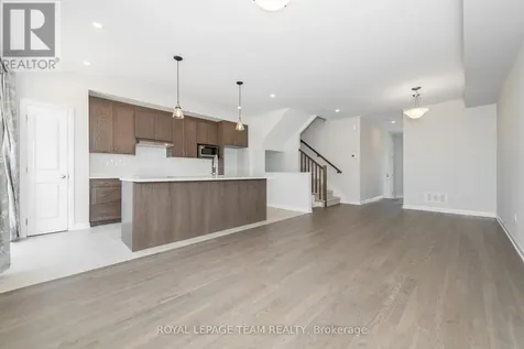 719 Doneraile Walk Ottawa ON K2J 7B9