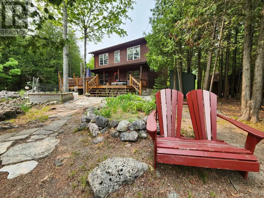 9 Hope Drive Northern Bruce Peninsula ON N0H 1Z0
