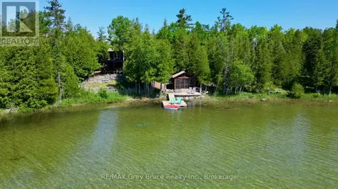 9 Hope Drive Northern Bruce Peninsula ON N0H 1Z0