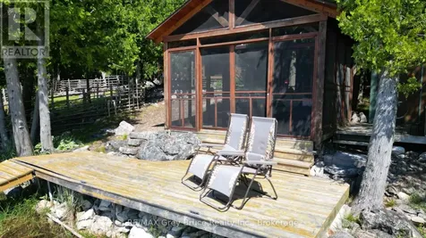 9 Hope Drive Northern Bruce Peninsula ON N0H 1Z0