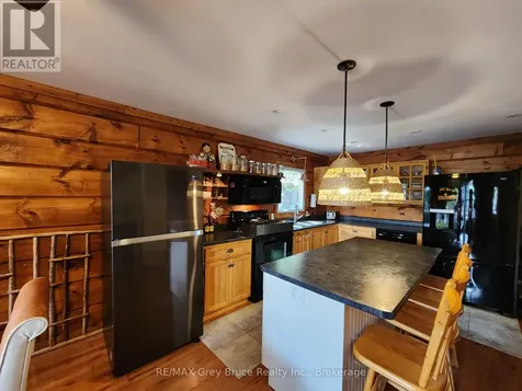 9 Hope Drive Northern Bruce Peninsula ON N0H 1Z0