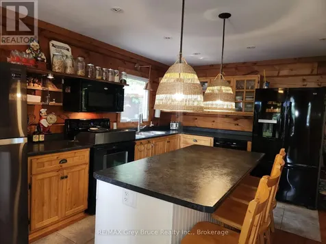 9 Hope Drive Northern Bruce Peninsula ON N0H 1Z0