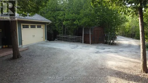 9 Hope Drive Northern Bruce Peninsula ON N0H 1Z0