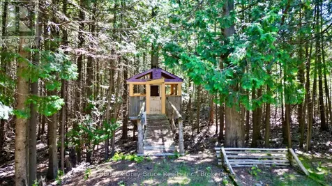 9 Hope Drive Northern Bruce Peninsula ON N0H 1Z0
