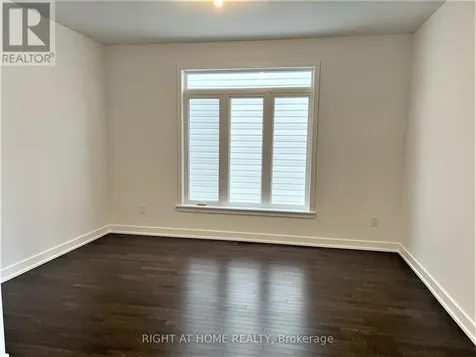 902 Duxbury Lane Ottawa ON K4M 0M3