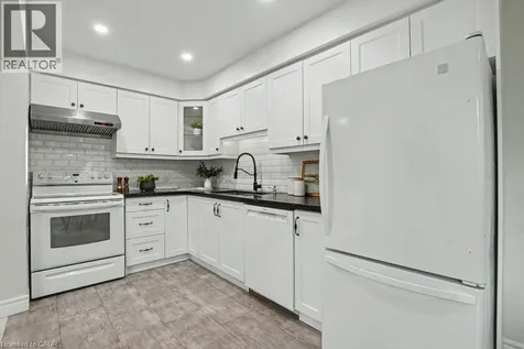 400 Laurel Gate Drive Waterloo ON N2T 2S6