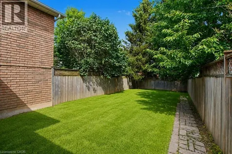 400 Laurel Gate Drive Waterloo ON N2T 2S6