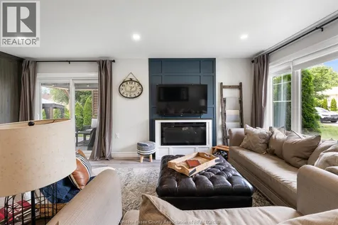 1023 Oak Avenue Kingsville ON N9Y 3T5