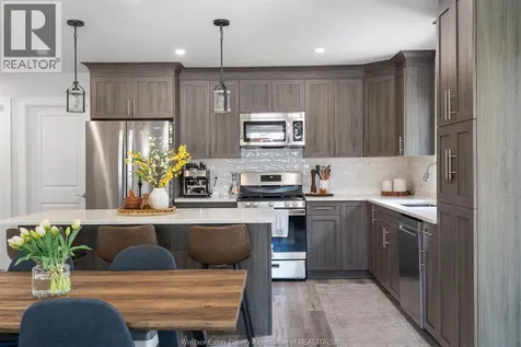1023 Oak Avenue Kingsville ON N9Y 3T5