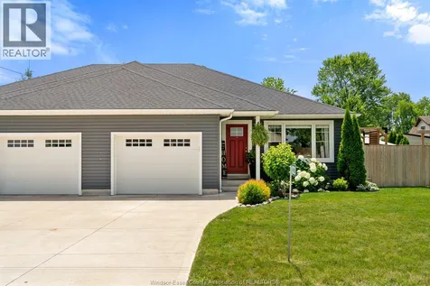 1023 Oak Avenue Kingsville ON N9Y 3T5