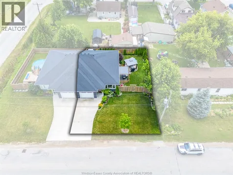 1023 Oak Avenue Kingsville ON N9Y 3T5