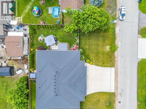 1023 Oak Avenue Kingsville ON N9Y 3T5