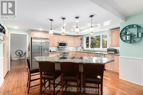 3 Wintergreen Drive Ottawa ON K2S 1E5
