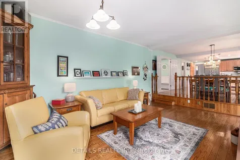 3 Wintergreen Drive Ottawa ON K2S 1E5