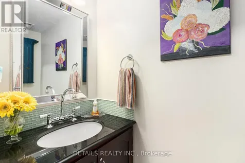 3 Wintergreen Drive Ottawa ON K2S 1E5
