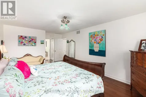 3 Wintergreen Drive Ottawa ON K2S 1E5