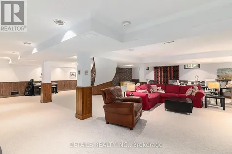 3 Wintergreen Drive Ottawa ON K2S 1E5