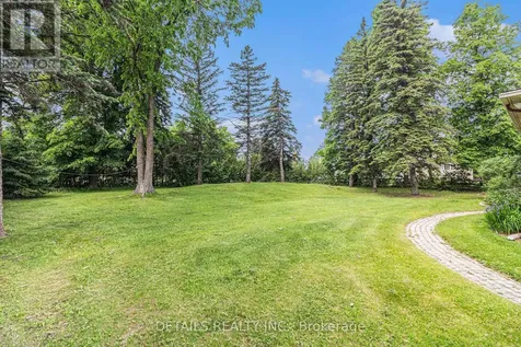 3 Wintergreen Drive Ottawa ON K2S 1E5