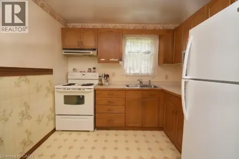 6 Viscount Road Brantford ON N3P 1J2