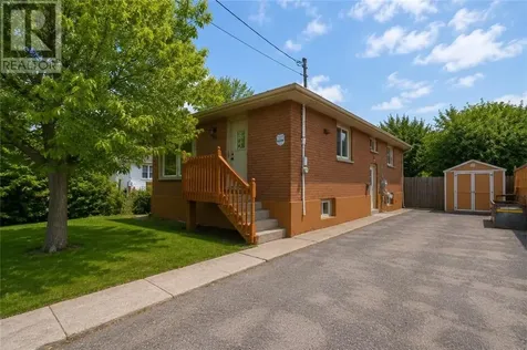 953 Auger Avenue Sudbury ON P3A 4A7