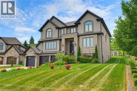38 River Valley Drive Kitchener ON N2C 2V6
