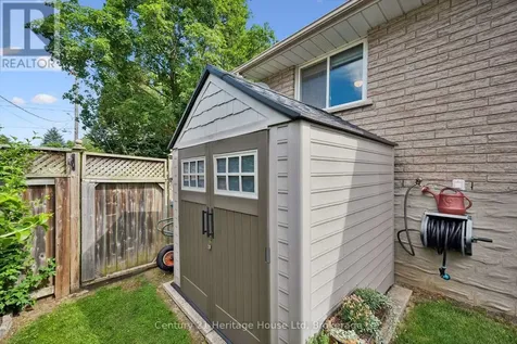 44 Inverness Drive Guelph (victoria North) ON N1E 6K3