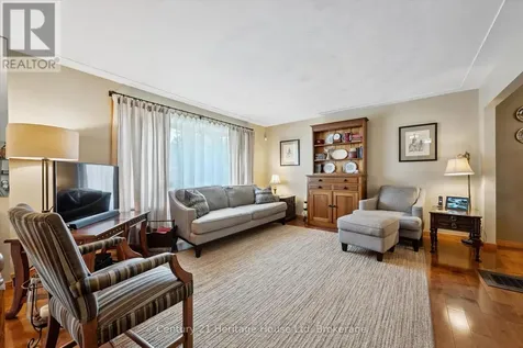 44 Inverness Drive Guelph (victoria North) ON N1E 6K3