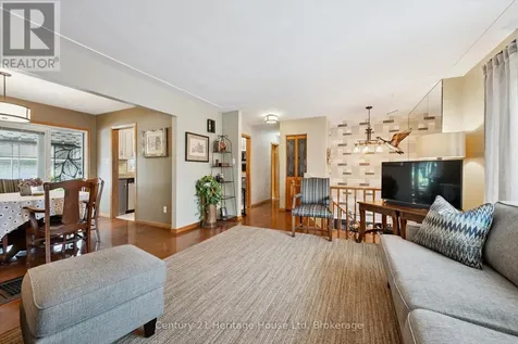 44 Inverness Drive Guelph (victoria North) ON N1E 6K3