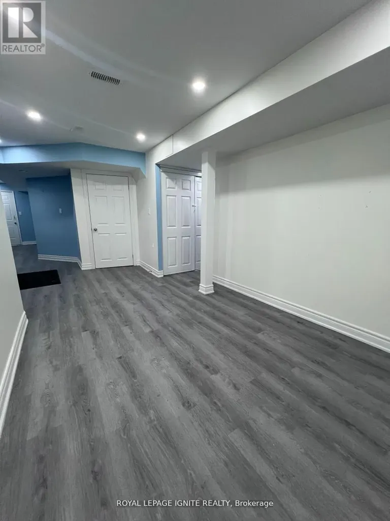 1074 Orenda Street Pickering ON L1X 0G5