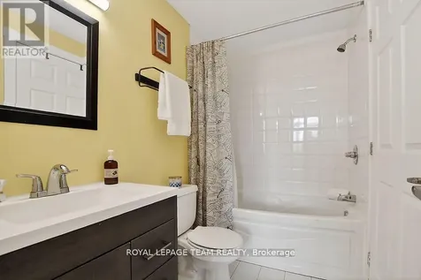 124 Guigues Avenue Ottawa ON K1N 5H7
