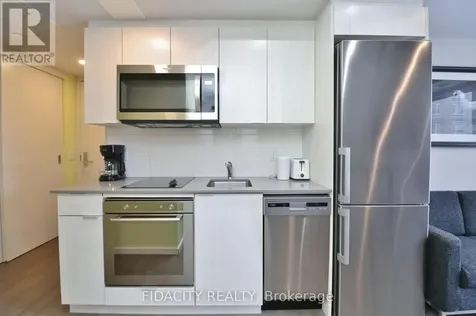 105 Champagne Avenue South Ottawa ON K1S 5E5