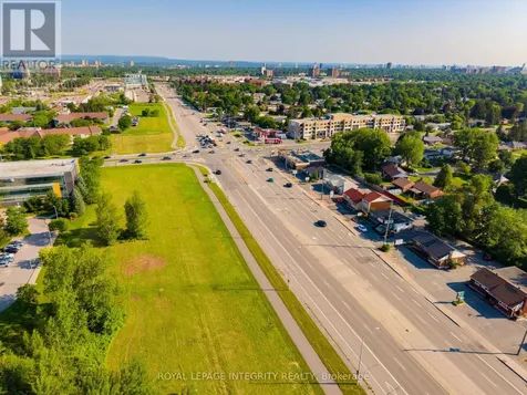 1443 Woodroffe Avenue Ottawa ON K2G 1W1