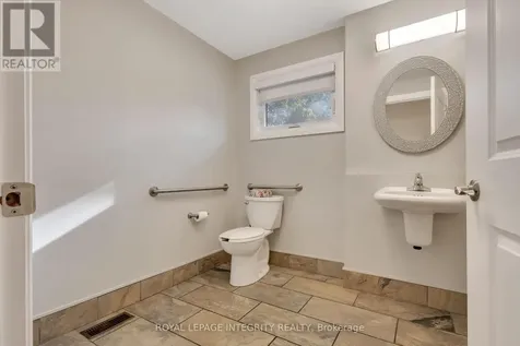 1443 Woodroffe Avenue Ottawa ON K2G 1W1